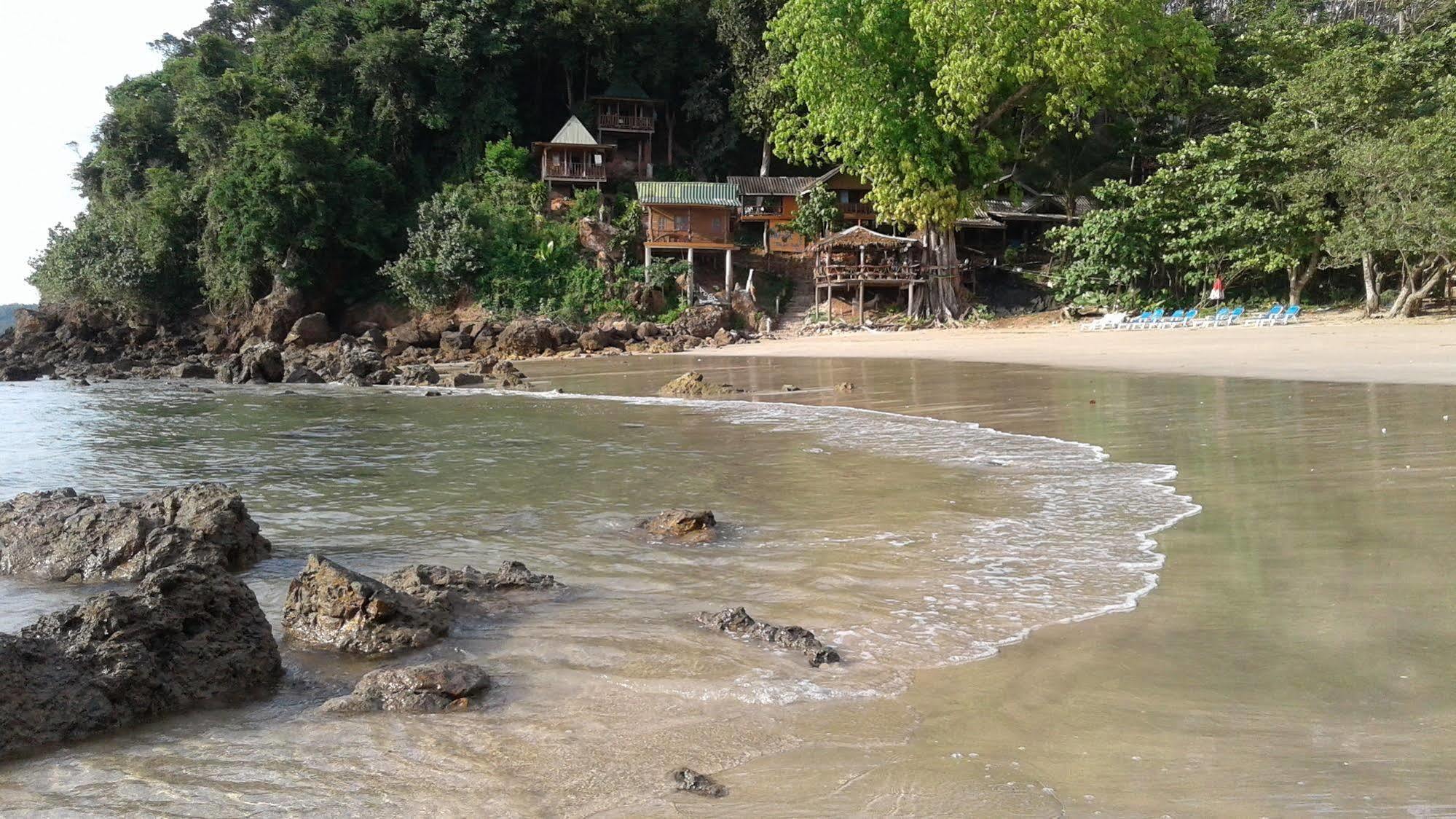 Koh Jum Aosi Beach View Exterior foto