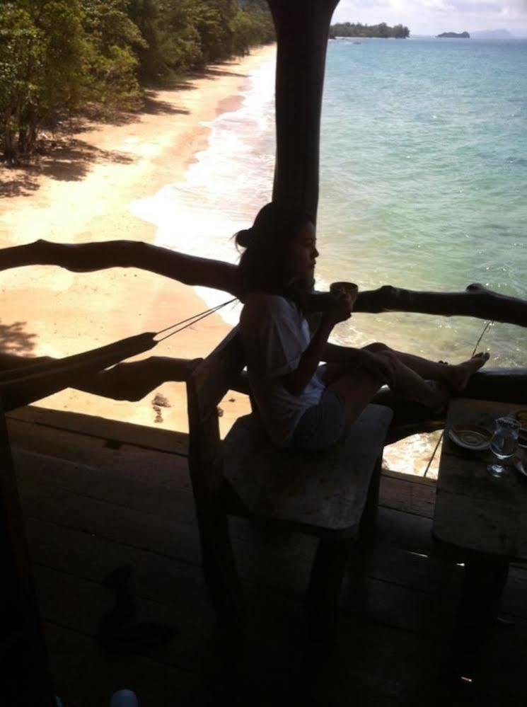 Koh Jum Aosi Beach View Exterior foto