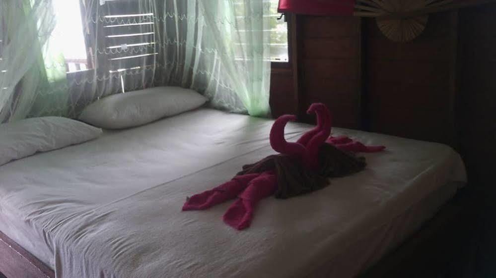 Koh Jum Aosi Beach View Exterior foto