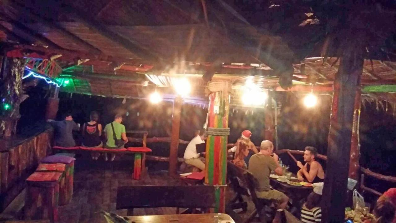 Koh Jum Aosi Beach View Exterior foto